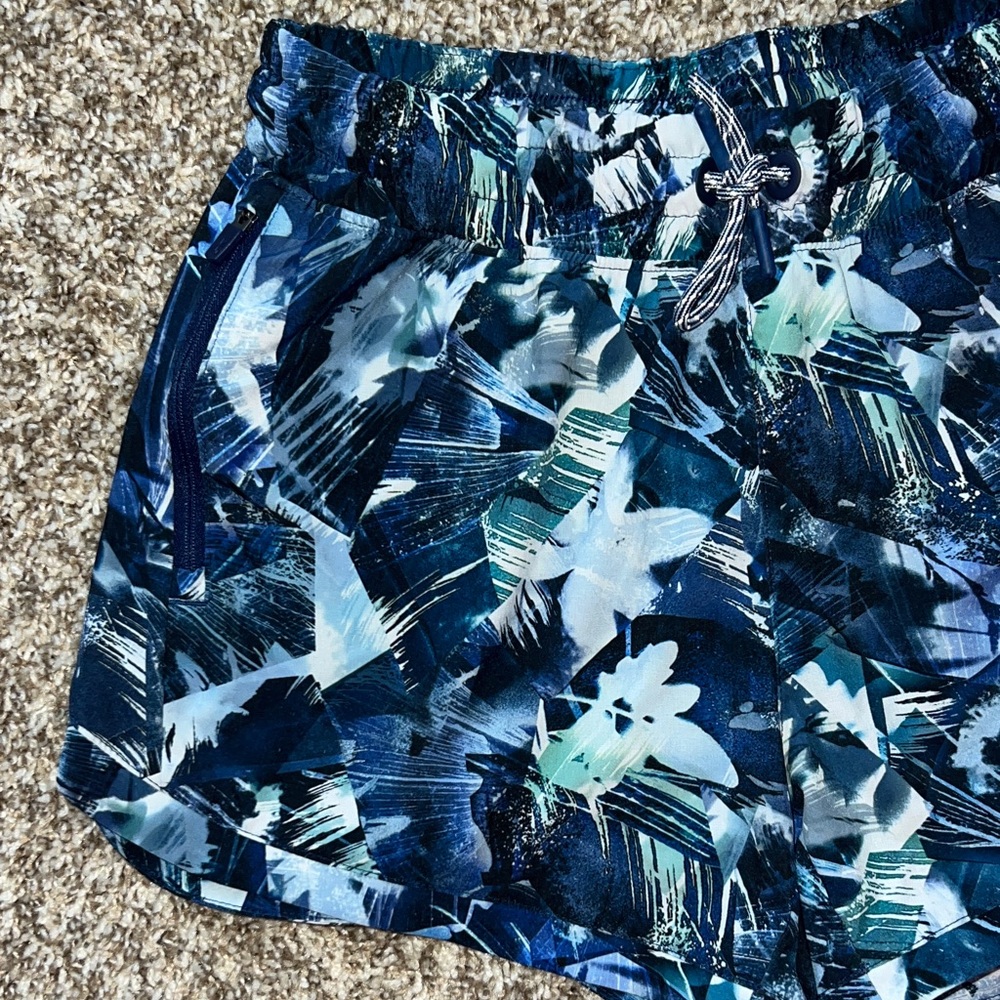 Athleta Girls ALL PLAY 3” Tropical Blue Floral Shorts - Picture 6 of 8